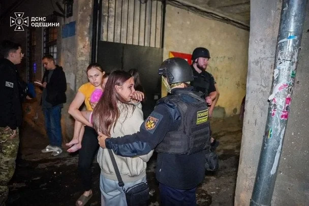 В Одесі після обстрілу пошкоджено житловий будинок